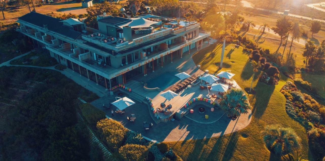 Sky Villa Boutique Hotel by Raw Africa Boutique Collection Plettenberg Bay Extérieur photo Aerial view of the hotel