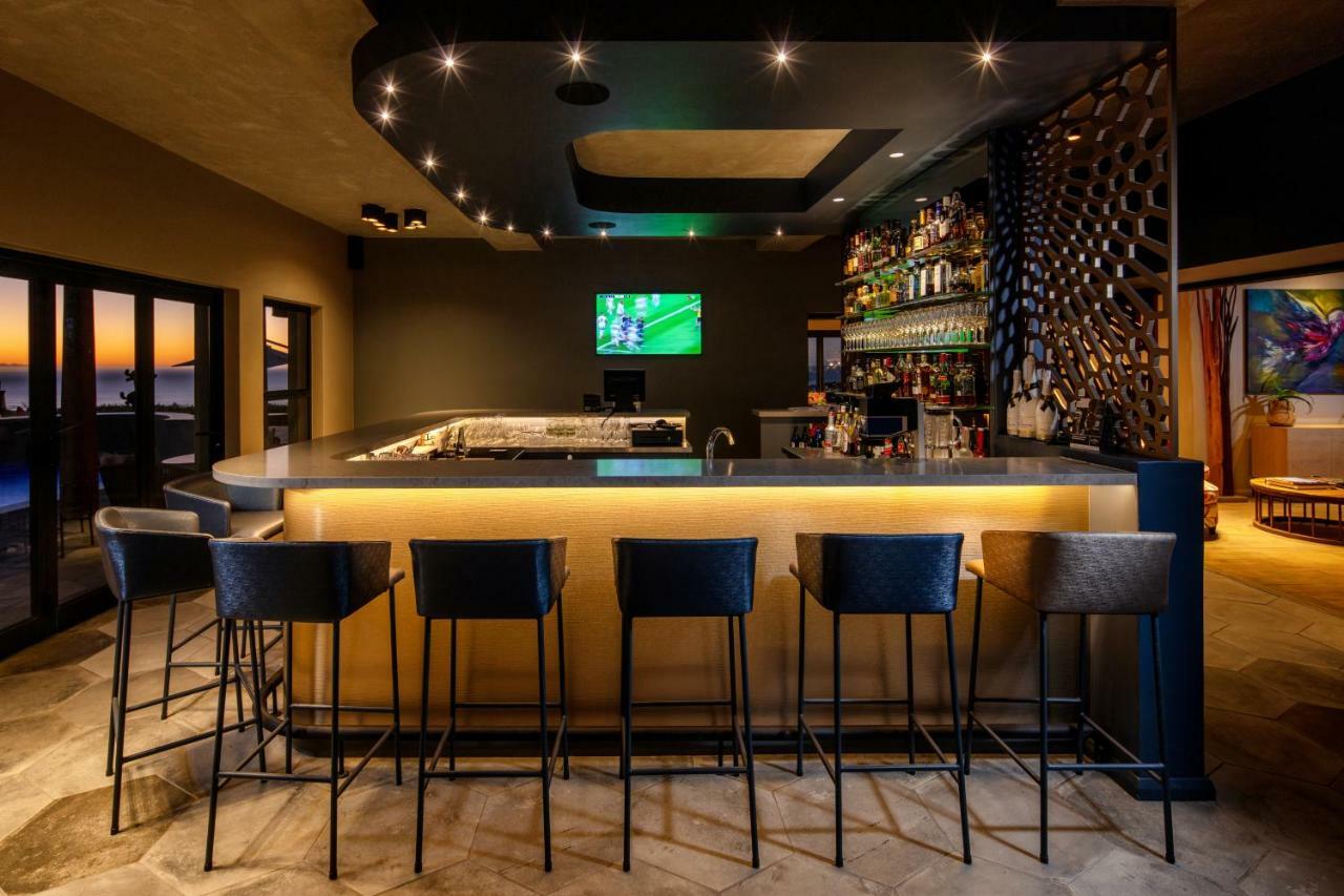Sky Villa Boutique Hotel by Raw Africa Boutique Collection Plettenberg Bay Extérieur photo The bar at the 101 Sky Lounge