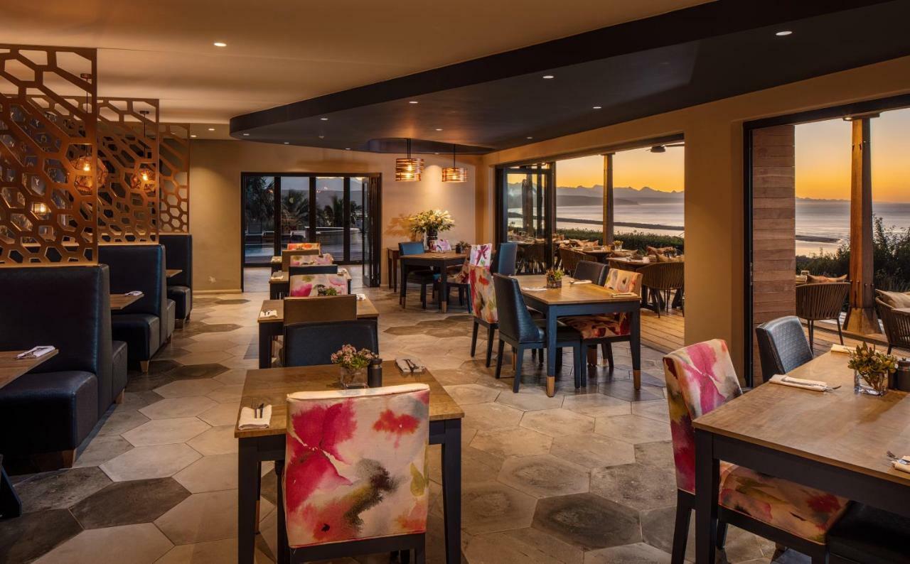 Sky Villa Boutique Hotel by Raw Africa Boutique Collection Plettenberg Bay Extérieur photo The Beach Club